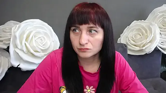 NinaFlawlees on StripChat 