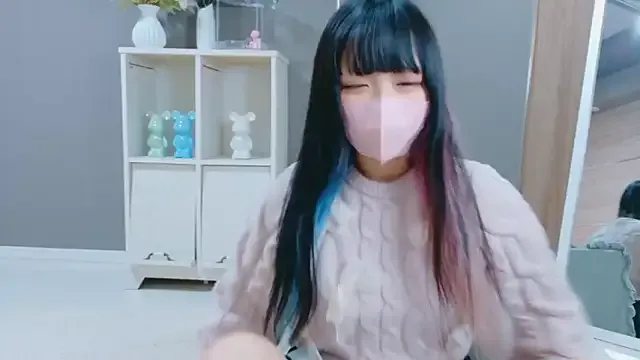 Nyan_love_ch on StripChat 