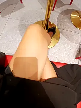 Ori-Lynk — masturbation, playing dildos at public