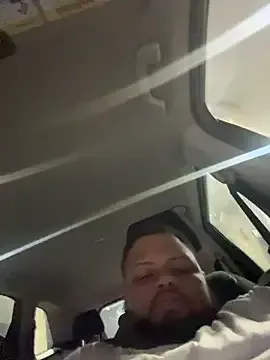 papijusto on StripChat 