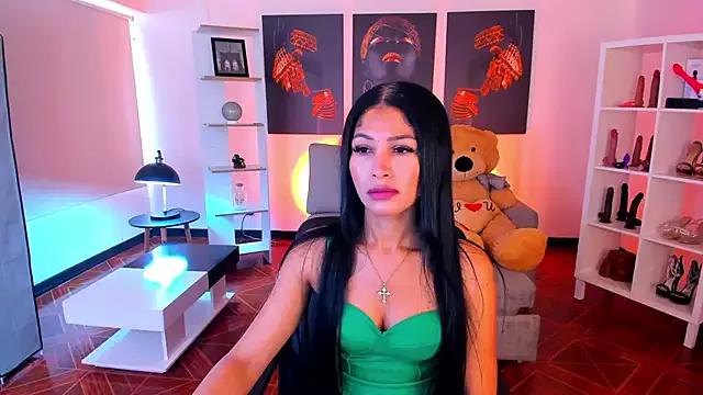 saralife on StripChat 