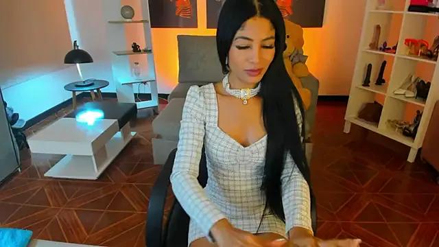 saralife on StripChat