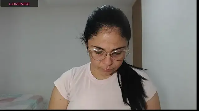 selena_ferri on StripChat 