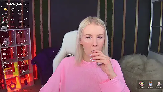 Selenatrend on StripChat 