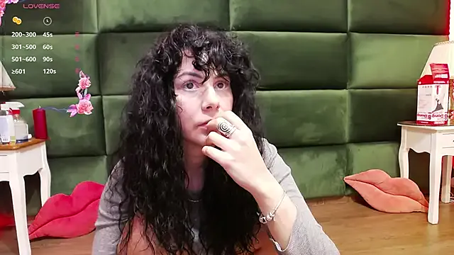 SelenSummer on StripChat 