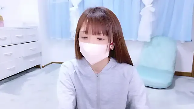 shihori_s2 on StripChat 