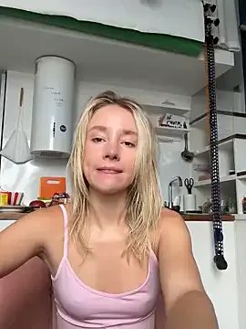 SSSATIVA_model on StripChat 