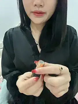 Sunny_babyy on StripChat 