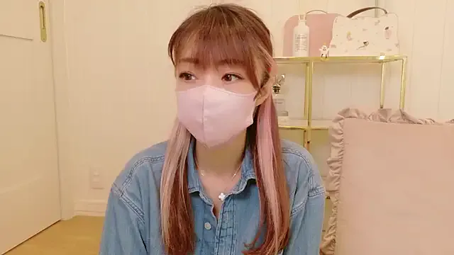 SUZU_1201 on StripChat 