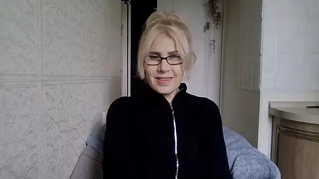sweet_raspberry on StripChat 