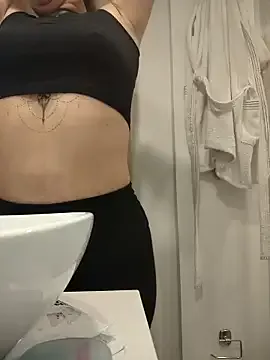 tata_sanz_ on StripChat 