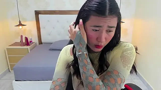 TIFFANY_BELLO on StripChat 