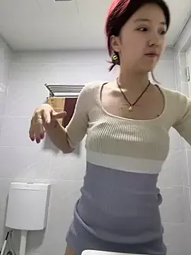 uiui521 on StripChat 