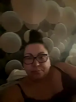 Vilvet777 on StripChat 