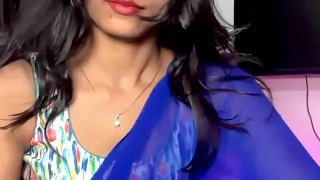 Wow-nisha on StripChat 