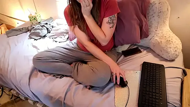 xxpixeyxx on StripChat 