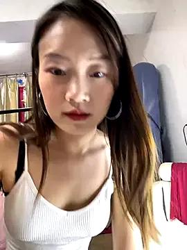 yueyuegirls on StripChat 